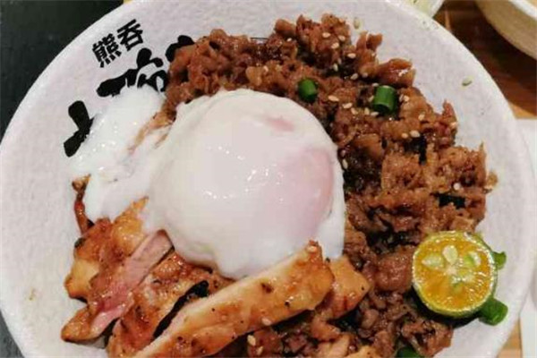 熊吞大碗丼日式烧肉饭加盟