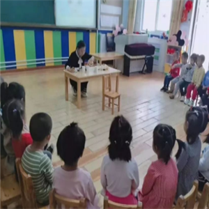 悦而思阅读馆