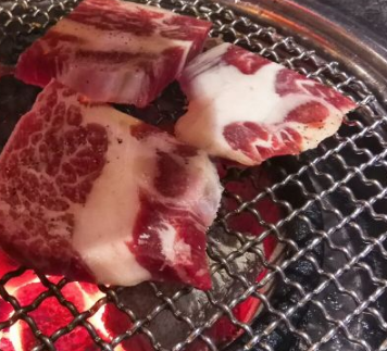 三川烧肉店面效果图