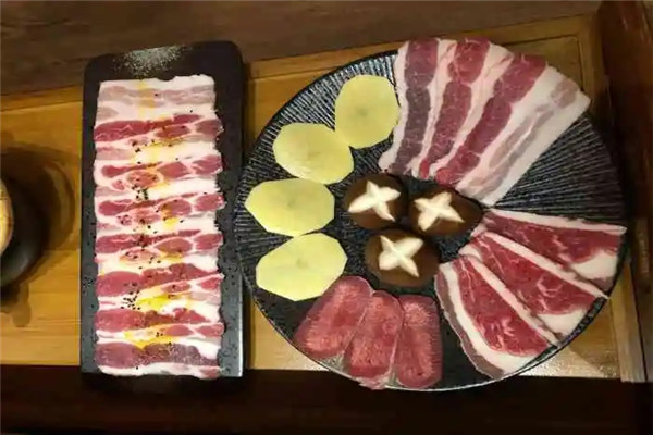 谷雨烧肉屋加盟