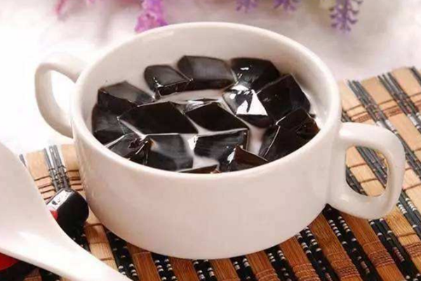 买双钱龟苓膏加盟