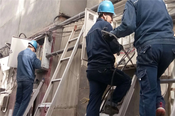 电安刻浸水防触电保护器加盟