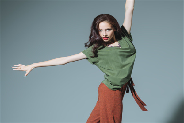 老狗舞蹈工作室加盟