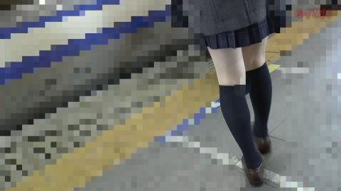 【真面目系JK】凄腕痴漢ニキ、センター試験直後のJKを電車内で痴漢からの鮮やかなトイレ連れ込みセックス！!・8枚目