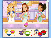 Play Holly hobbie muffin maker Game