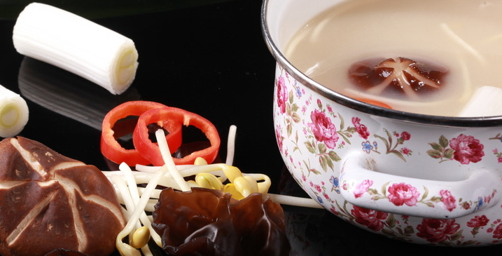 虾雨花椒鱼火锅鸡汤火锅