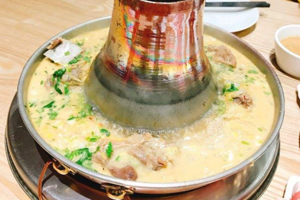 尝海hotpot铜火锅外观