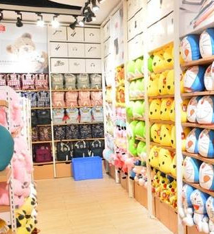 生活用品连锁店服务好