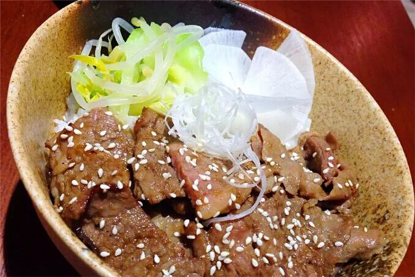 肉入魂烧肉丼饭宣传