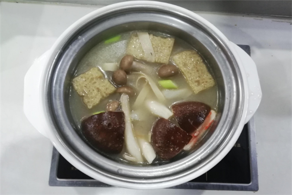 仟味一鼎自助旋转小火锅餐饮