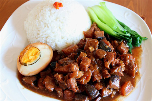 台巴子卤肉饭鸡肉饭