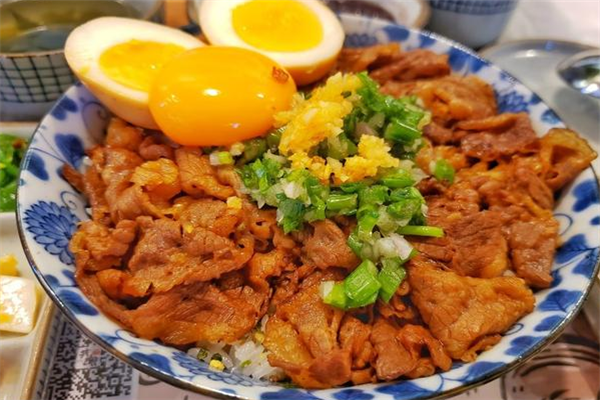 七丼日式烧肉饭美味