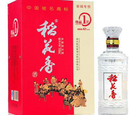 稻花香白酒香醇