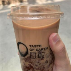 口敢奶茶红豆