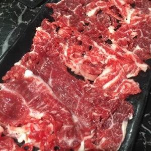 潮园全牛火锅店牛肉