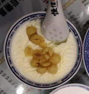 恒信牛奶甜品美味