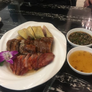 骐记茶餐厅烧腊