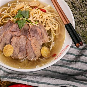 梨花牛肉汤饭特色