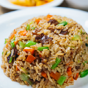 兄弟炒饭牛肉饭