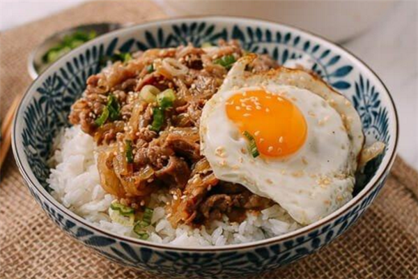 一乐烧肉丼饭溏心蛋