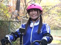 【黒見明香】番組詳細:これまで自転車に乗れないことを隠して生きてきた黒見明香。転んでしまう恐怖に打ち勝ち、見事自転車に乗れるようになれるのか？！