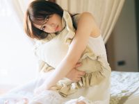 【田村真佑】乃木坂46田村真佑、1st写真集より大人っぽい表情浮かべたカット公開今回公開されたのは、パラオの水上バンガローにて撮り下ろされた1枚。