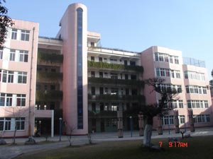 武汉市江夏区第一初级中学