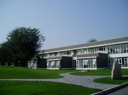 清华园兴起中学