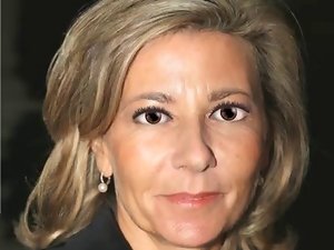 Claire Chazal puma