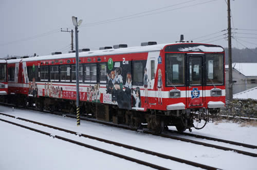 ガールズ＆パンツァー デコ 列車 大洗雪景色