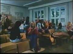 vintage 70s german - Schulmaedchenporno I - Das voegelnde Klassenzimmer - cc79