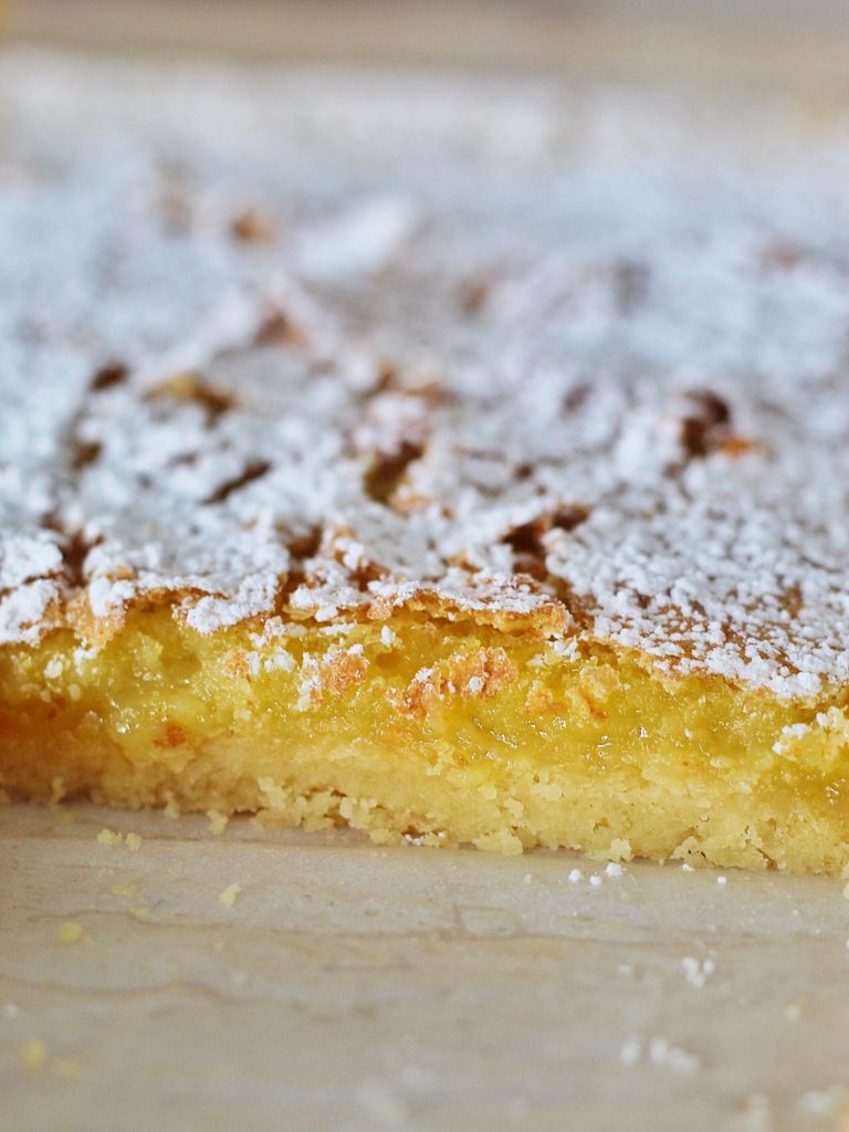 The most delicious lemon bars: #cakebycourtney #lemonbars #besteverlemonbars #lemon #dessert #lemonbardessert #lemonbarrecipe