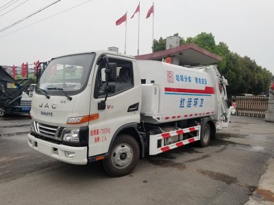 江淮   5-6方   壓縮式垃圾車