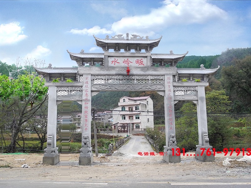 進(jìn)村門(mén)樓牌坊制作加工工藝高超，是村口園林景觀關(guān)鍵構(gòu)成