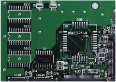 兩層PCB板間是用什么連接相通的