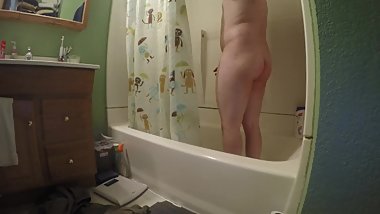 quick shower scene