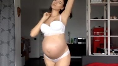 Varvarushka pregnant solo