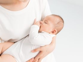 新生兒母乳喂養的宜忌