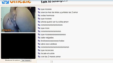 Hermosa de Omegle me enseÃ±a su Tremendo culo y ano