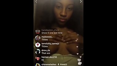 Thot Flashing On Instagram Live Part 3