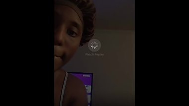 Ebony Shaking Ass On Periscope Pt2