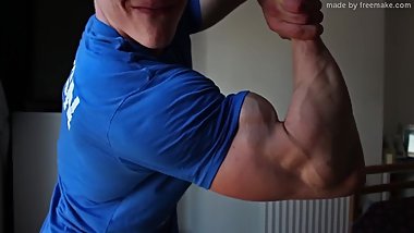 Ripped teen bodybuilder (full video of 16 minutes: shoptly.com/musclevideos