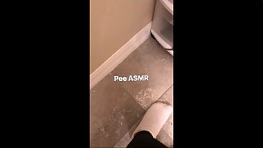 PEE ASMR MALE TEEN