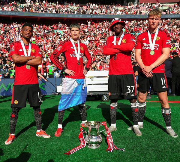 Nhà vô địch năm nay của FA CUP là Manchester United(图2)