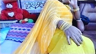 Hot sexy desi village aunty HotGirl21 sexy romance with here boyfriend hotdesixx.