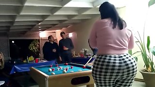 perfect pool playing pawg