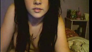 USA teen brunette whore on webcam