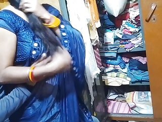 Very sexy Indian housewife very cute sexy wife