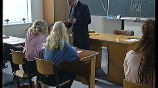 Schoolgirls - Geile Biester auf der Schulbank (1995)