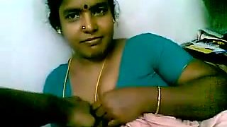 Horny man has fun with his juicy indian slut on bed